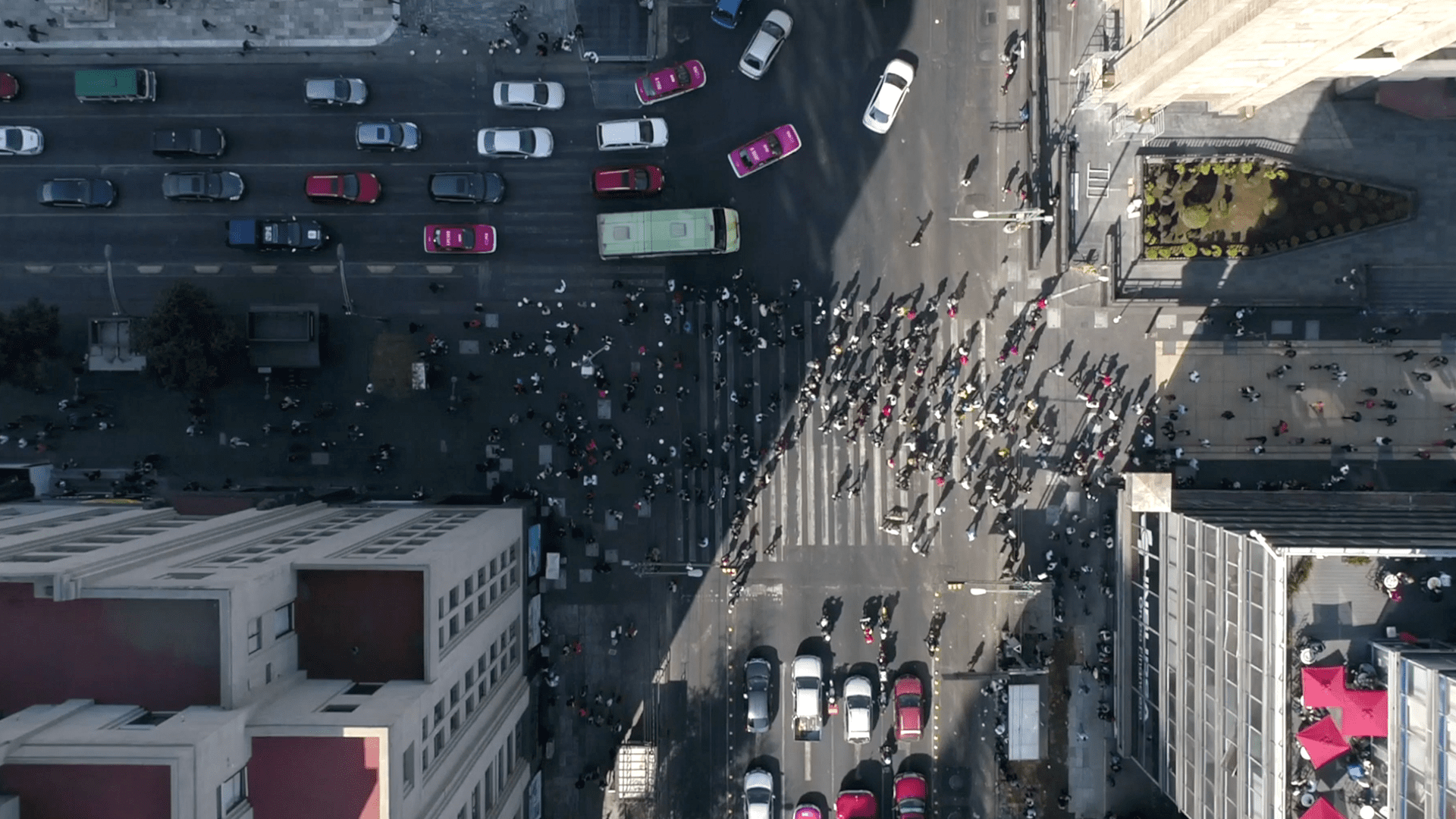 IGS_2414_Spotlight Josh Holmes_Header - 1920x1080